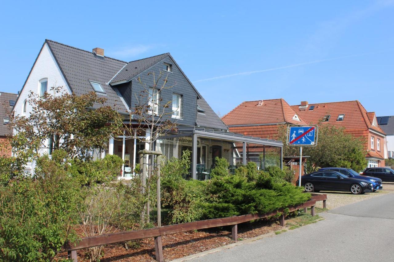 Hotel Suedstrand Amrum Wittdün Buitenkant foto